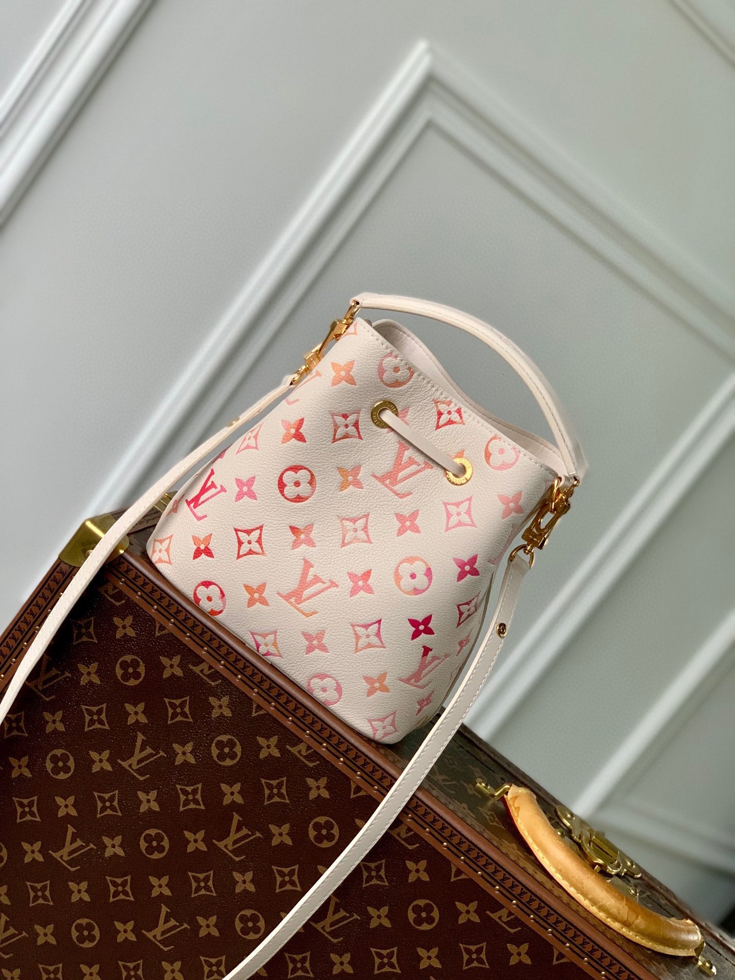 Louis Vuitton White and Pink Monogram Drawstring Bucket Bag Luxury Crossbody Handbag