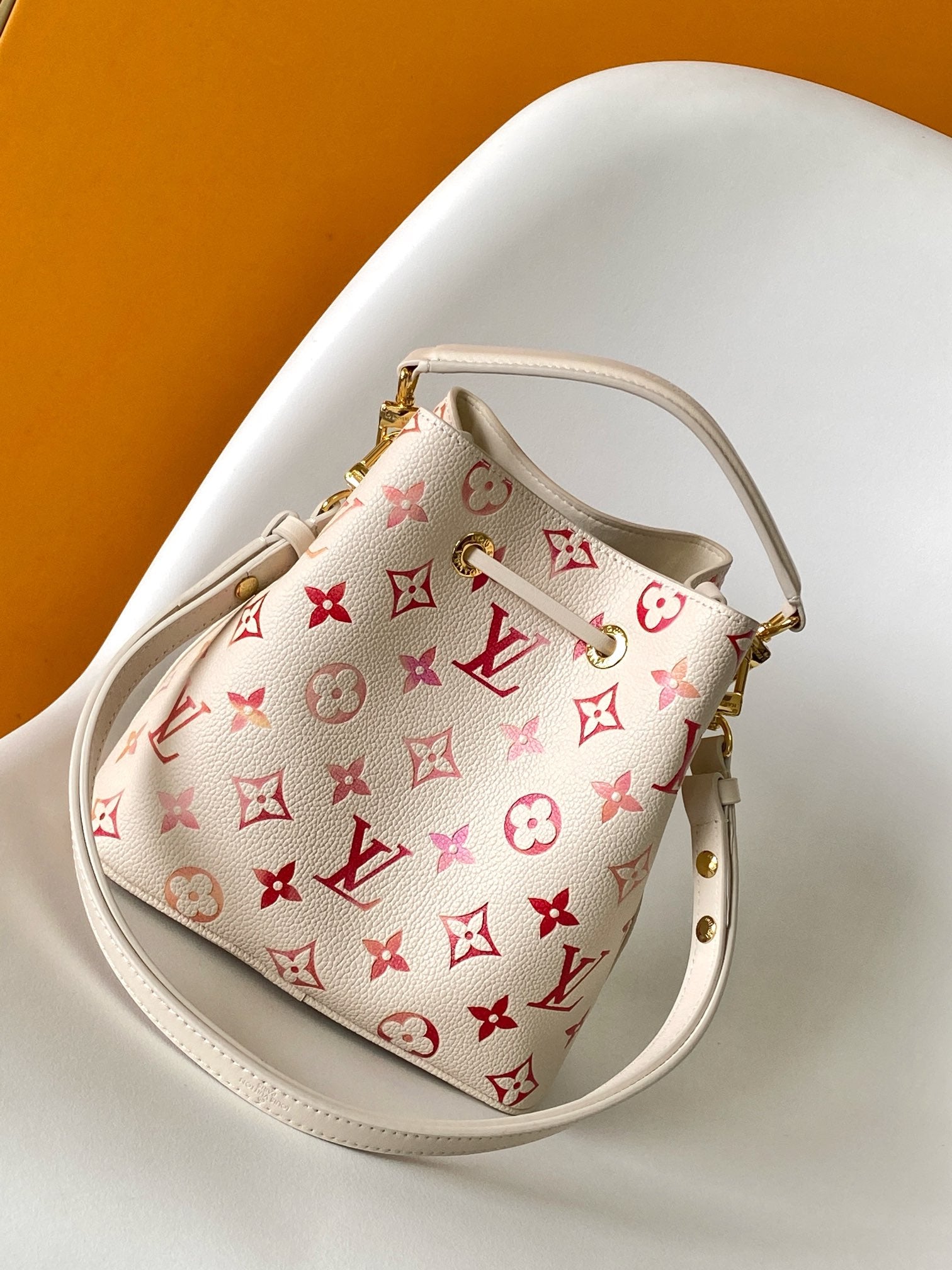 Louis Vuitton White Gradient Monogram Drawstring Bucket Bag with Top Handle