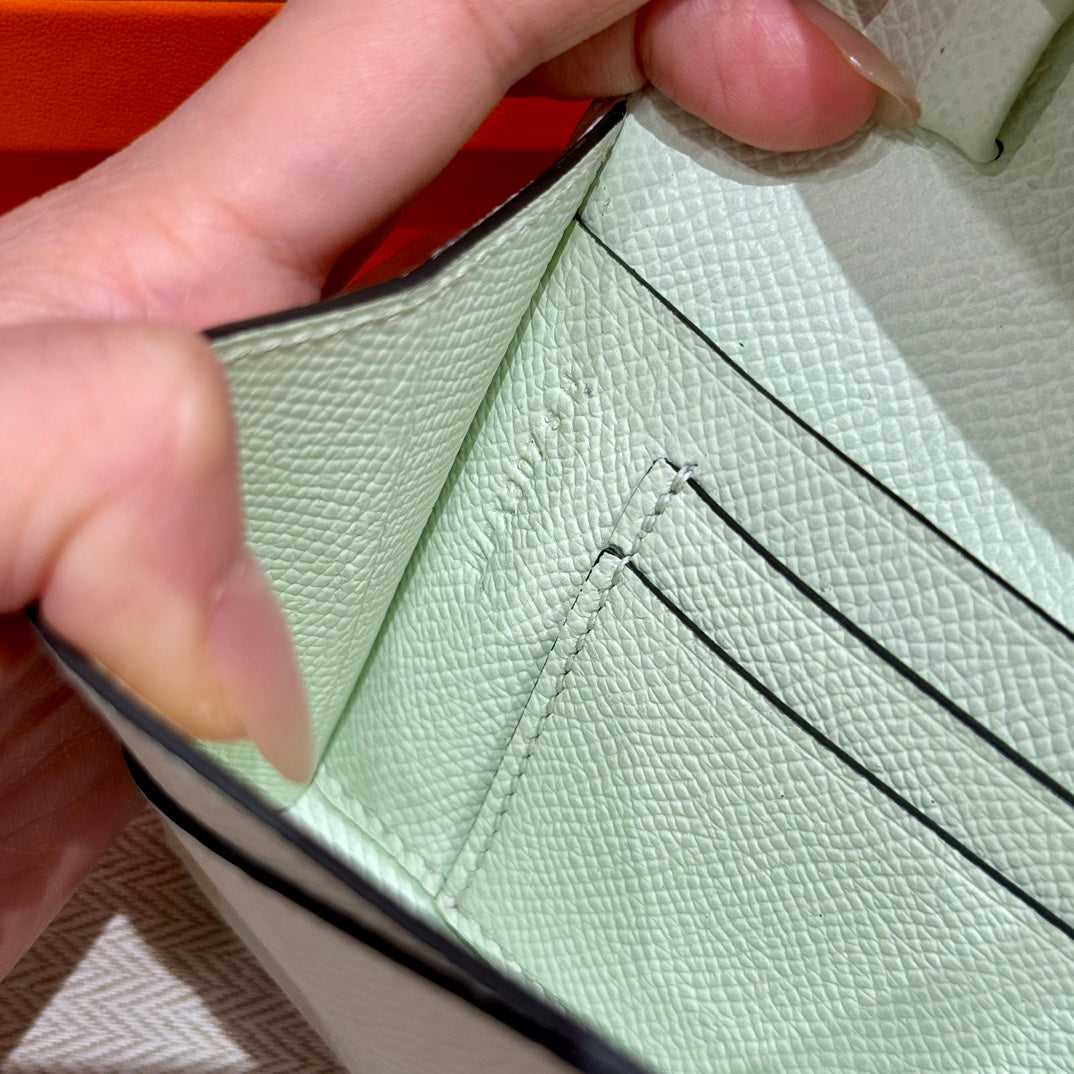 Hermès Roulis Slim Leather Wallet in Mint Green