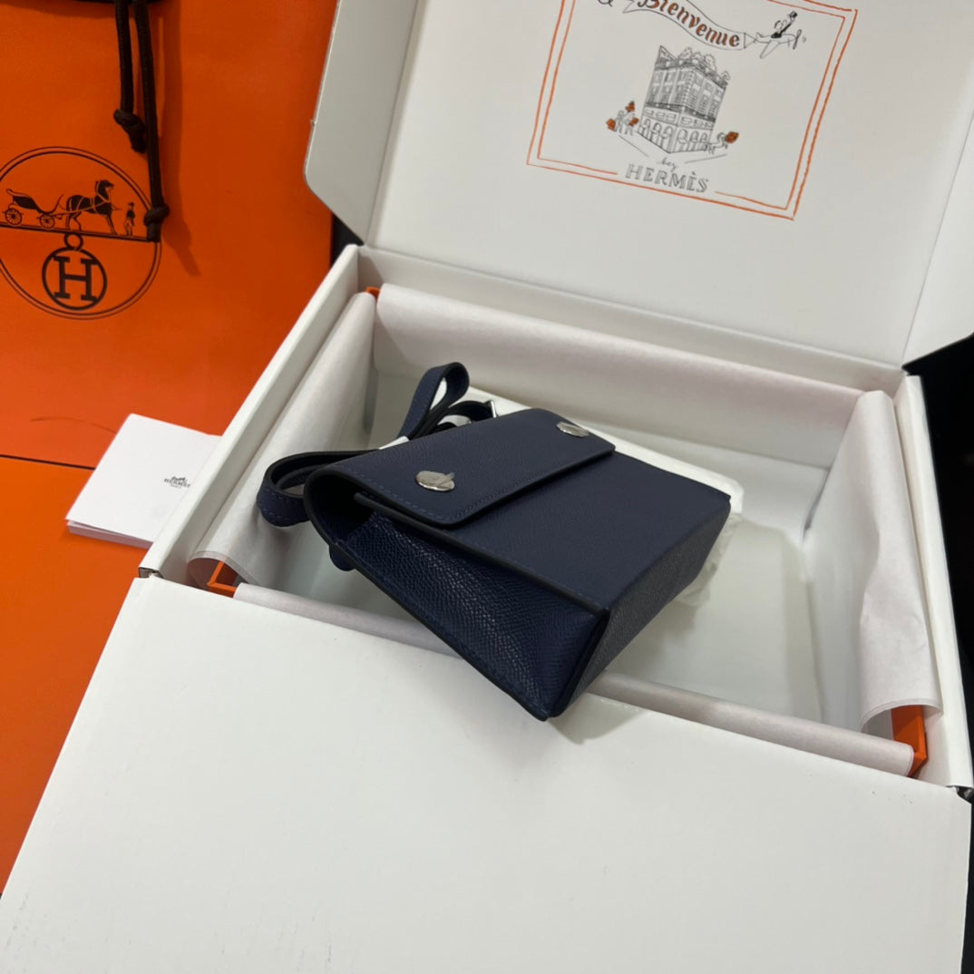 Hermès Click 16 Wallet with Strap - Epsom Leather - Bleu Nuit
