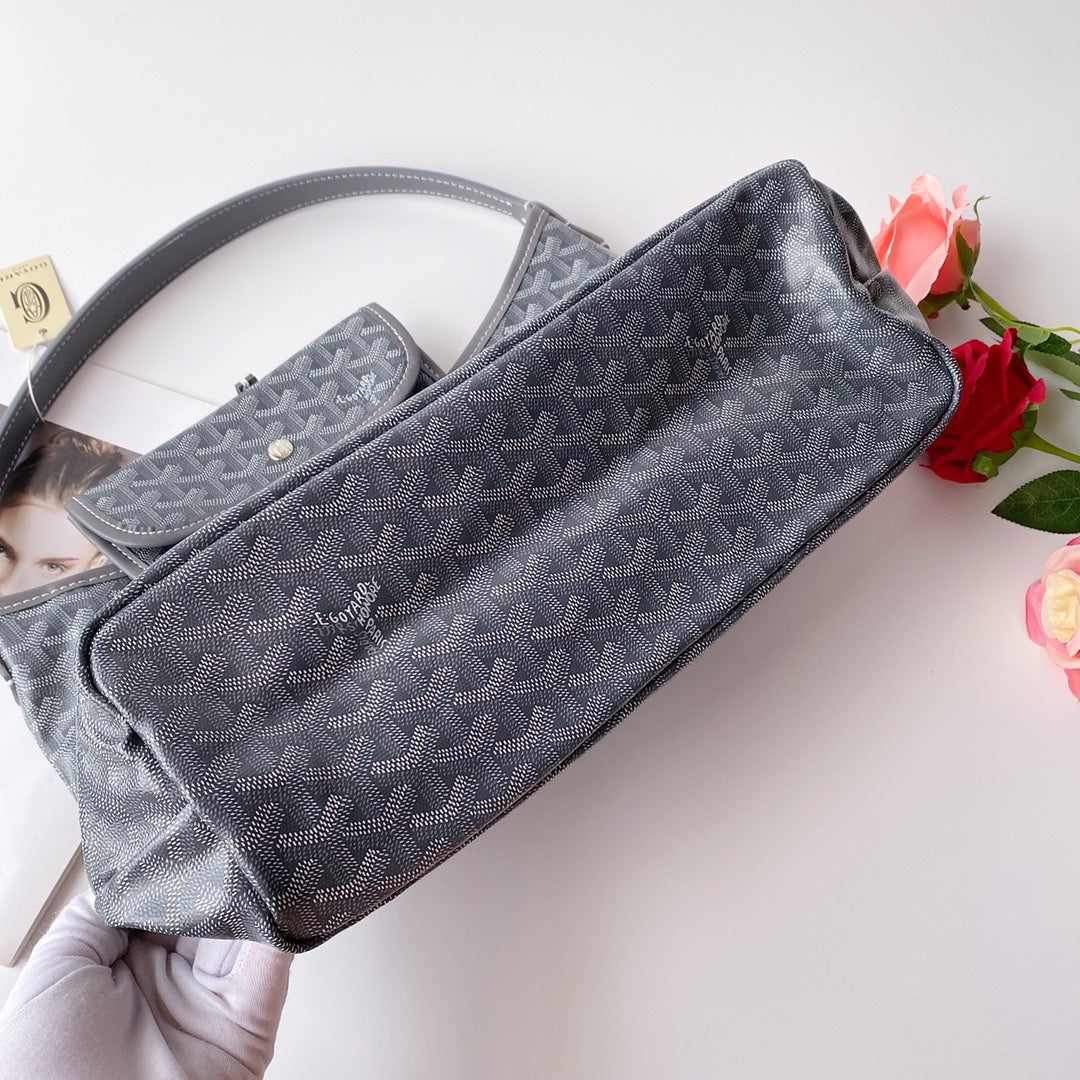 Gogy Classic Grey Chevron Pattern Canvas Hobo Bag with Single Handle