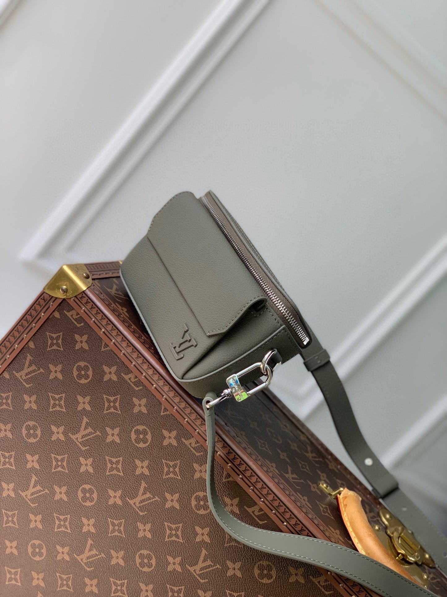 Louis Vuitton Minimalist Olive Green Belt Bag Unisex Crossbody Fanny Pack