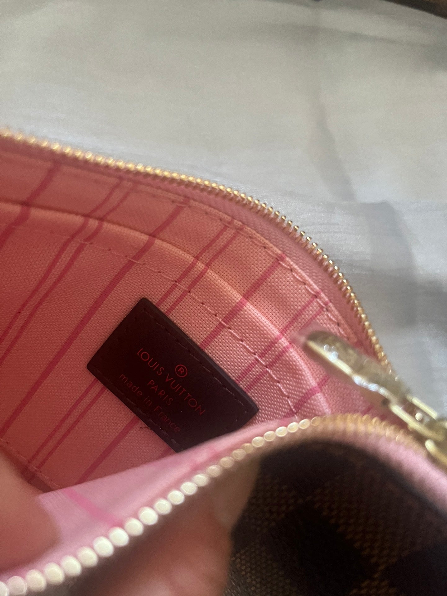 Louis Vuitton Classic Checkered Pattern Tote Bag with Pink Interior and Matching Pouch