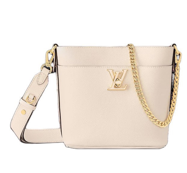 Louis Vuitton Cream Leather Bucket Shoulder Bag with Gold Chain Strap