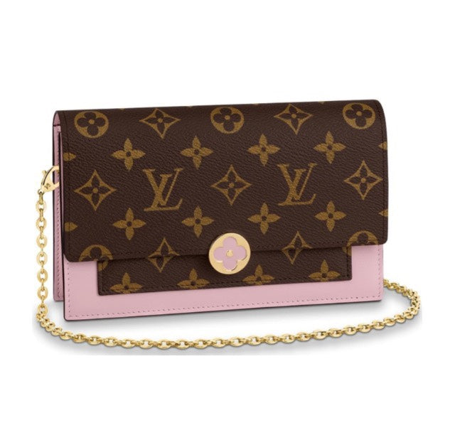 Louis Vuitton Elegant Monogram Canvas Chain Crossbody Bag with Pink Leather Trim
