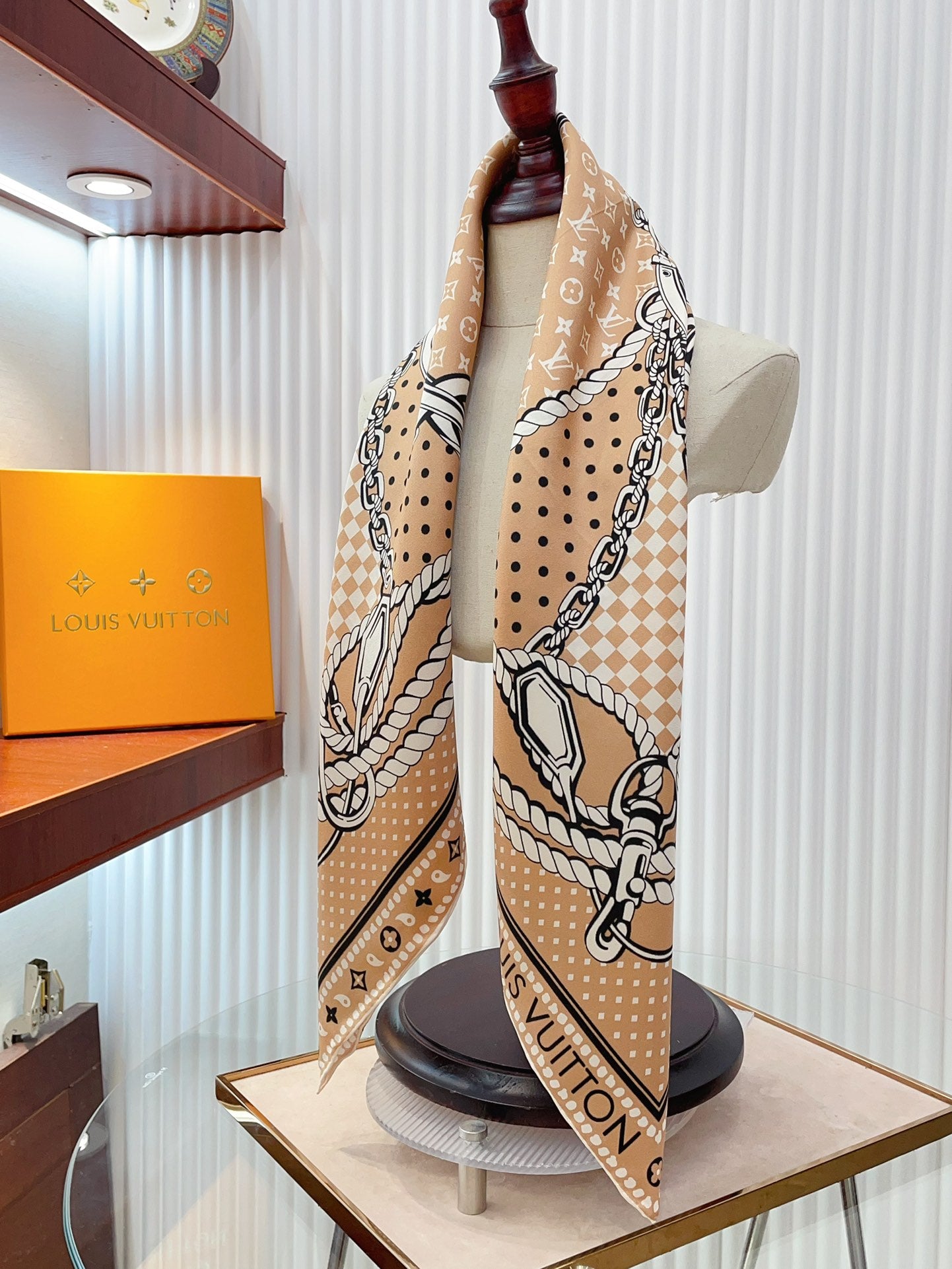 Women's Silk Feel Square Scarf - Elegant Geometric Rope and Chain Print Neck Wrap, Beige and Black
