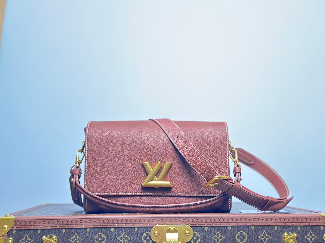 Louis Vuitton Classic Dusty Rose Leather Top Handle Crossbody Bag with Gold Clasp