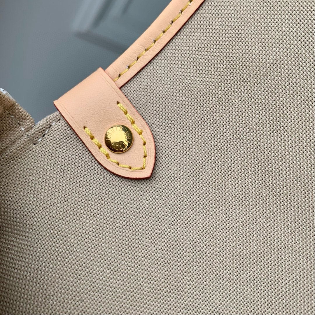 Louis Vuitton Luxury Monogram Canvas Crossbody Satchel Bag with Leather Trim