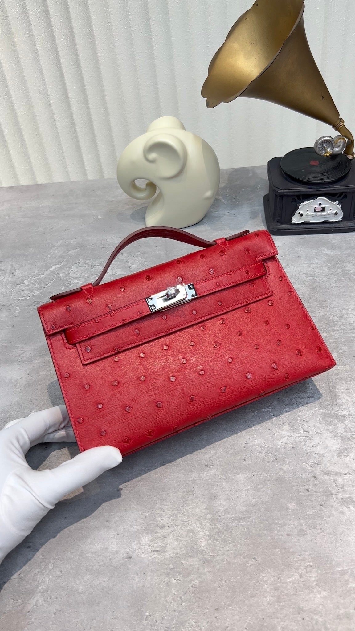 Luxury Red Ostrich Leather Top Handle Handbag - Elegant Evening Clutch