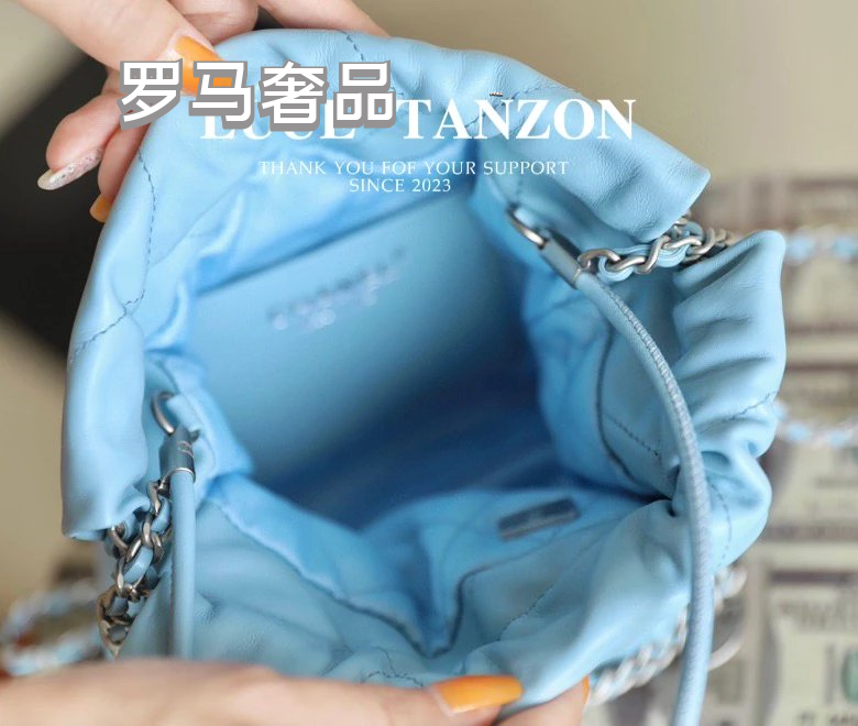 Chanel 22 Mini Handbag - Light Blue Calfskin with Silver-Tone Metal