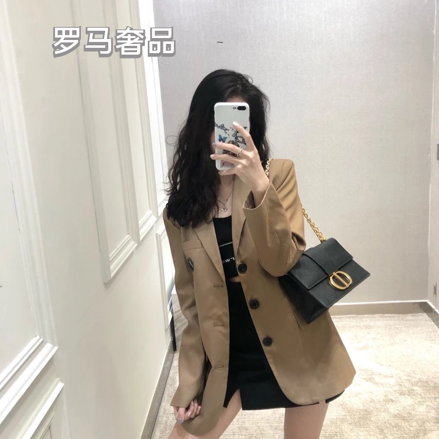 Dior Elegant Black Leather Shoulder Bag with Gold Chain Strap and Buckle