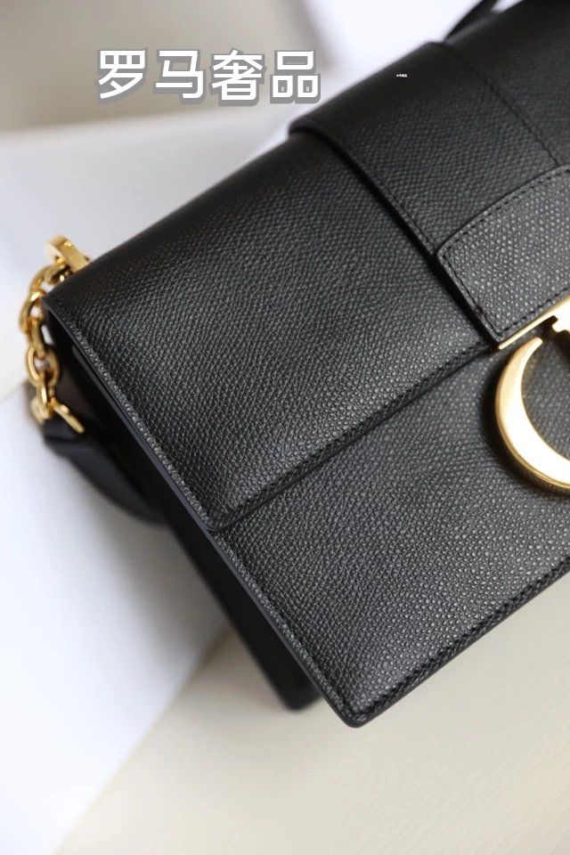 Dior Elegant Black Leather Shoulder Bag with Gold Chain Strap and Buckle