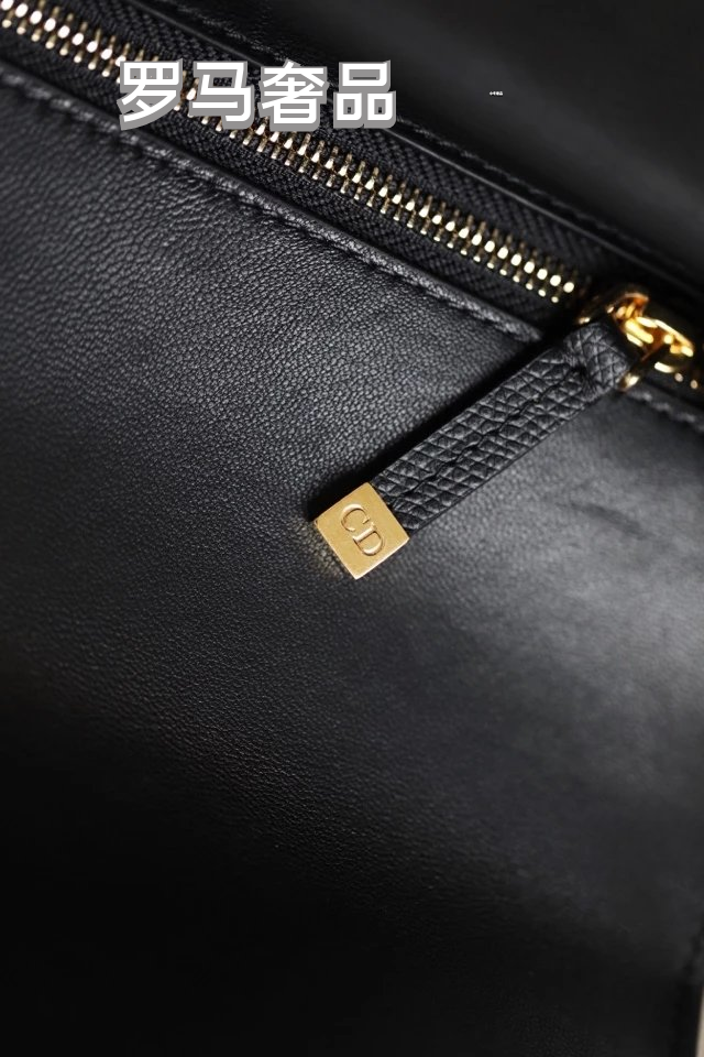 Dior Elegant Black Leather Shoulder Bag with Gold Chain Strap and Buckle