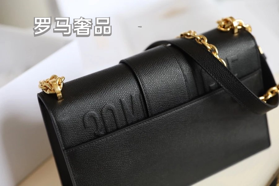 Dior Elegant Black Leather Shoulder Bag with Gold Chain Strap and Buckle