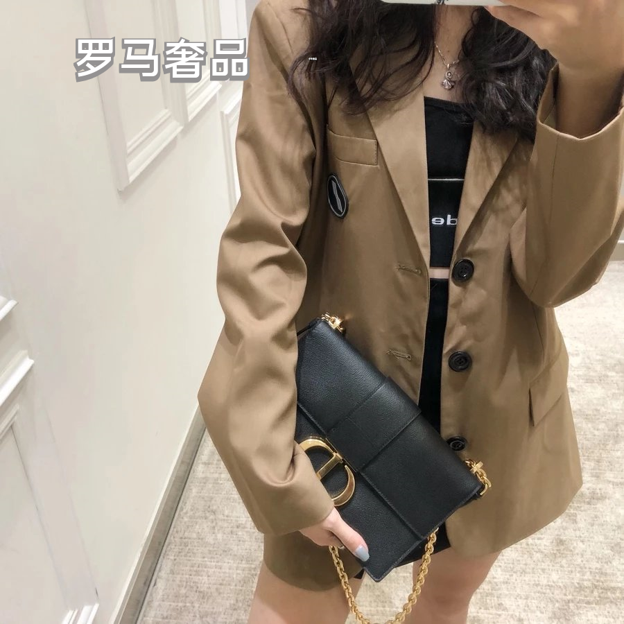 Dior Elegant Black Leather Shoulder Bag with Gold Chain Strap and Buckle