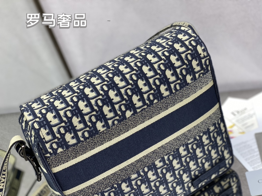 Christian Dior Oblique Canvas Messenger Bag - Navy/Beige Crossbody Bag
