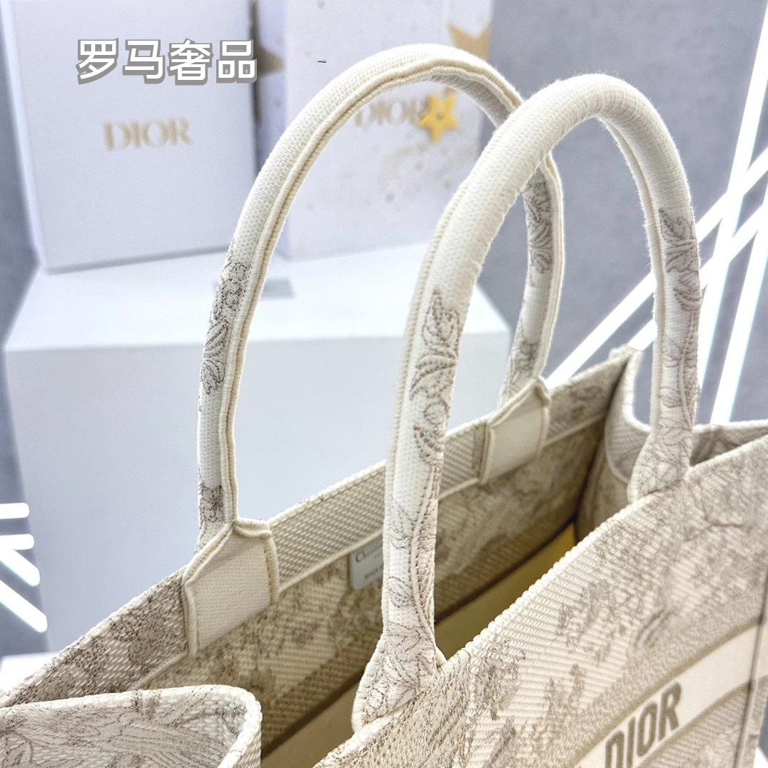 Dior Beige Embroidered Canvas Tote Bag Floral Tapestry Large Handbag