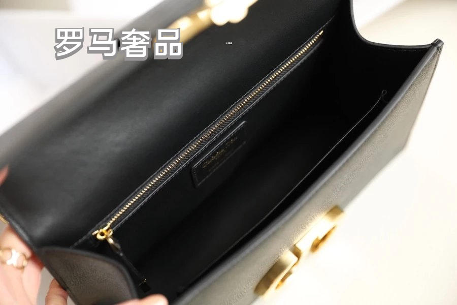 Dior Elegant Black Leather Shoulder Bag with Gold Chain Strap and Buckle