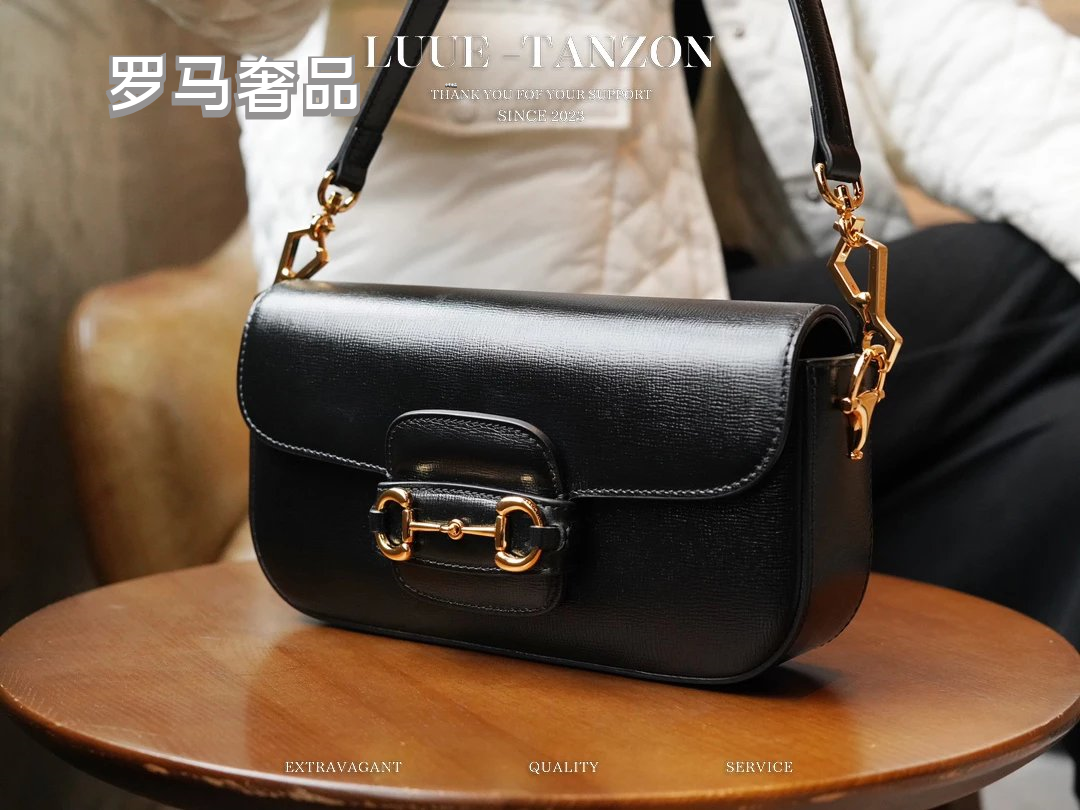 Gucci Vintage Black Leather Crossbody Bag with Gold Horsebit Clasp