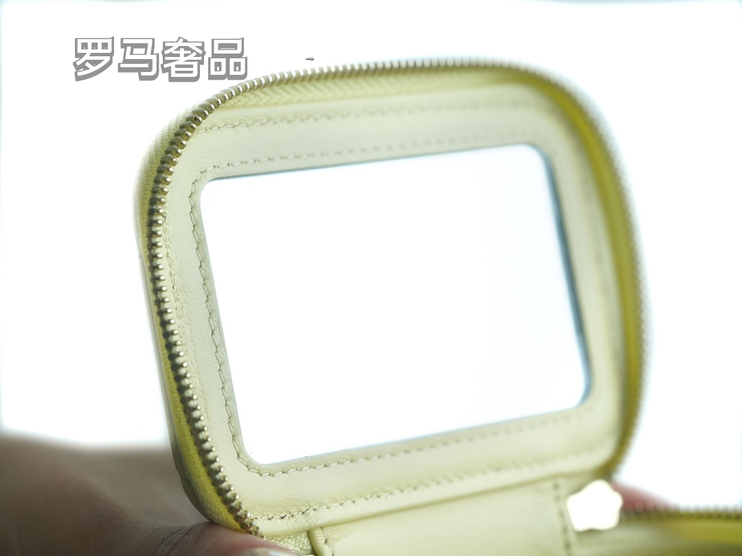 Small Quilted Vanity Bag with Gold Chain Strap - White Luxury Crossbody Case