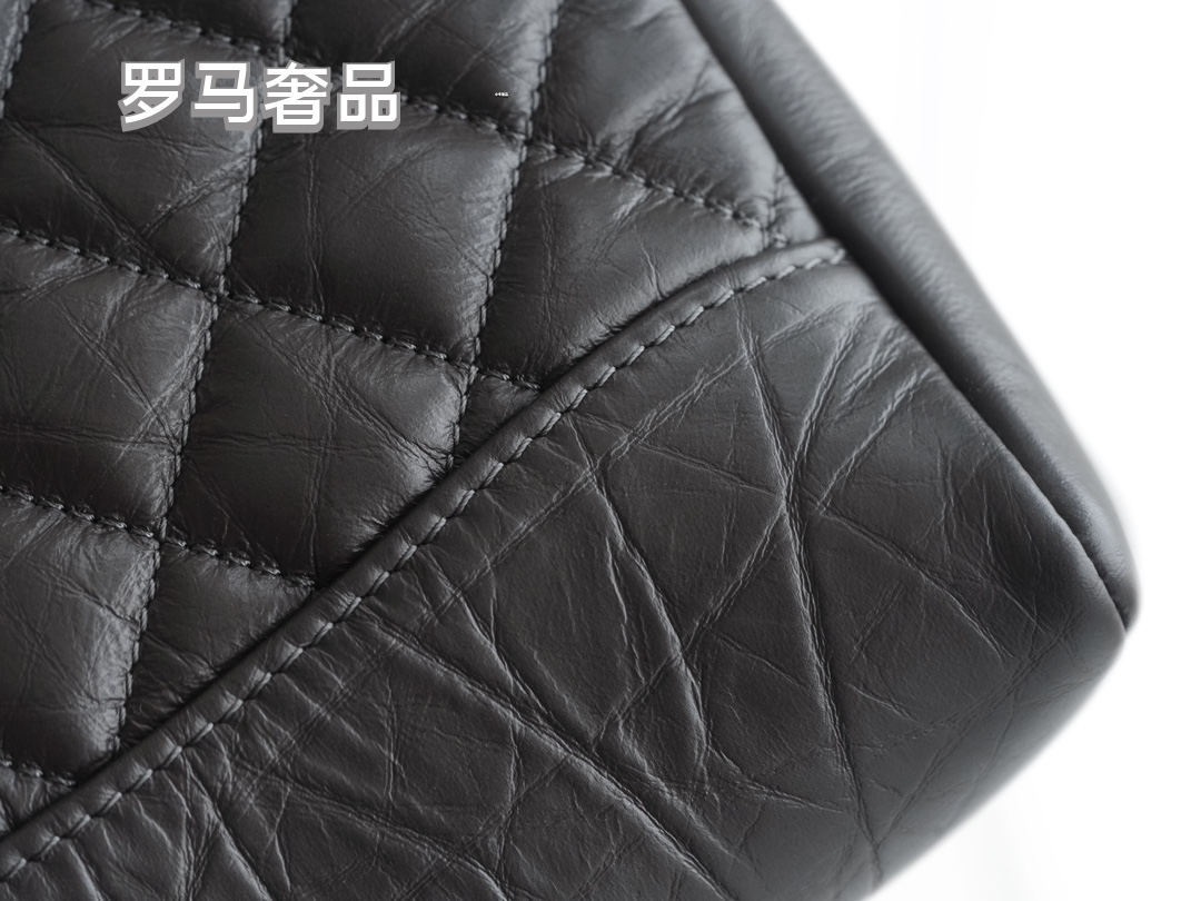 Quilted Leather 2-Way Handbag with Chain Strap and Cutout Top Handle