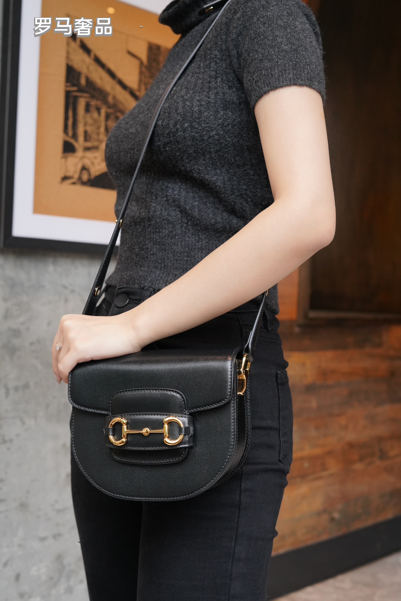 Gucci Vintage Black Leather Crossbody Saddle Bag with Gold Horsebit Detail